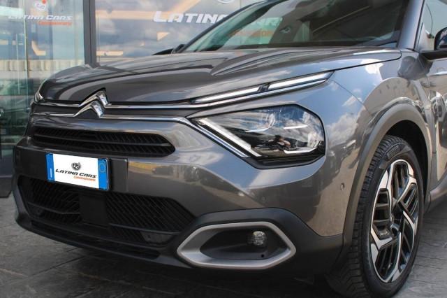 Citroen C4 1.2 puretech Shine s&s 130cv AUTO con CarPlay