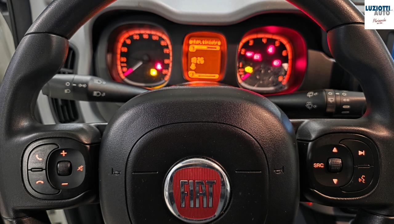 Fiat Panda CITY CROSS 1.0 HYBRID