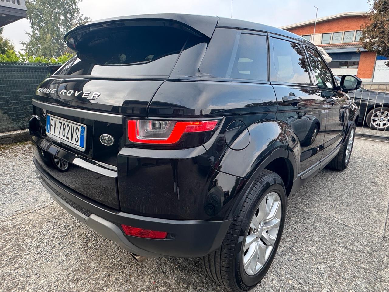 Land Rover Range Rover Evoque 2.0 TD4 4x4 Auto F1 – 2019 – 90.000 KM – Navigatore – Pari al Nuovo!
