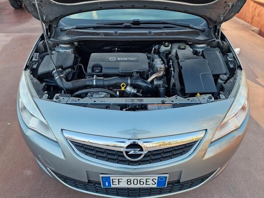 Opel Astra 1.7 CDTI 110CV 5 porte Cosmo