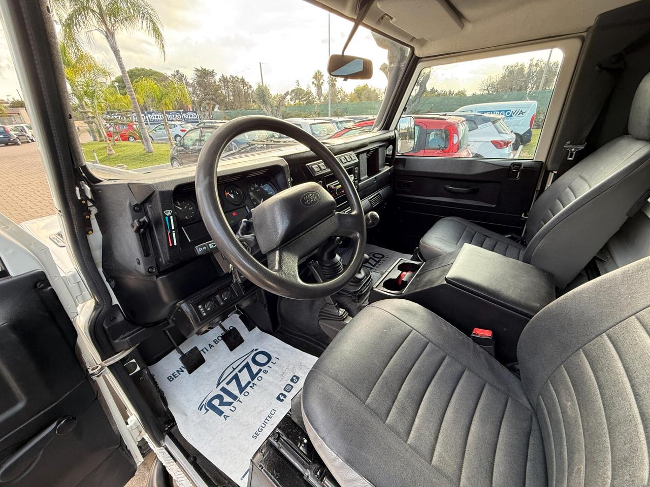Land Rover Defender 90 2.4 TD5 (BMW) INTROVABILE 129000KM