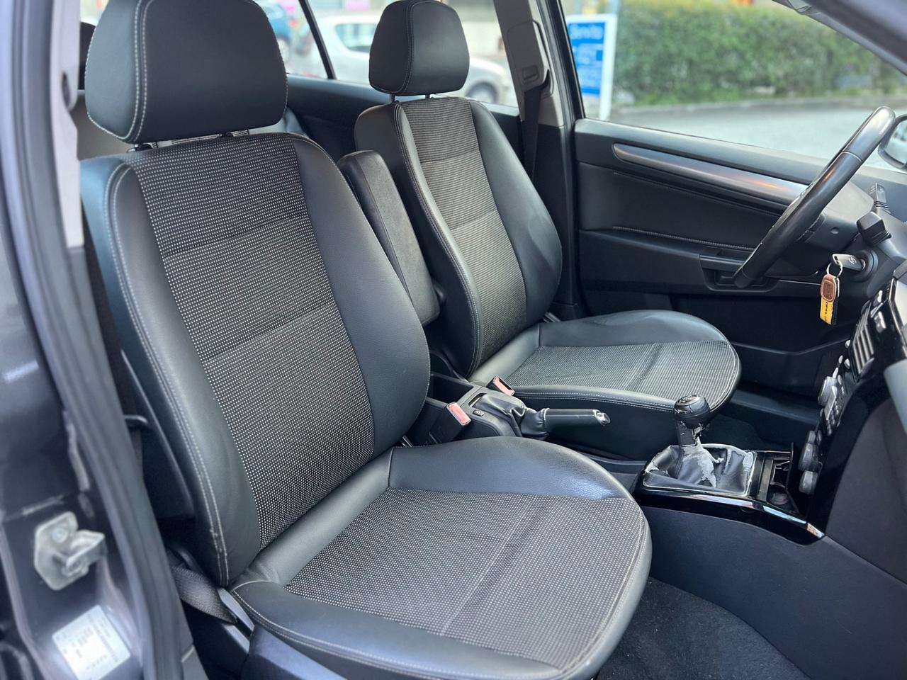 Opel Astra 1.7 CDTI 110CV Station Wagon Cosmo