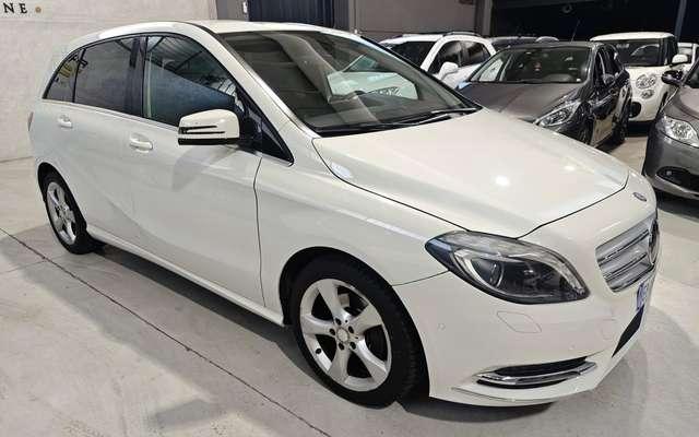 Mercedes-Benz B 180 B180 Premium Led Navigatore pelle Neopatentati