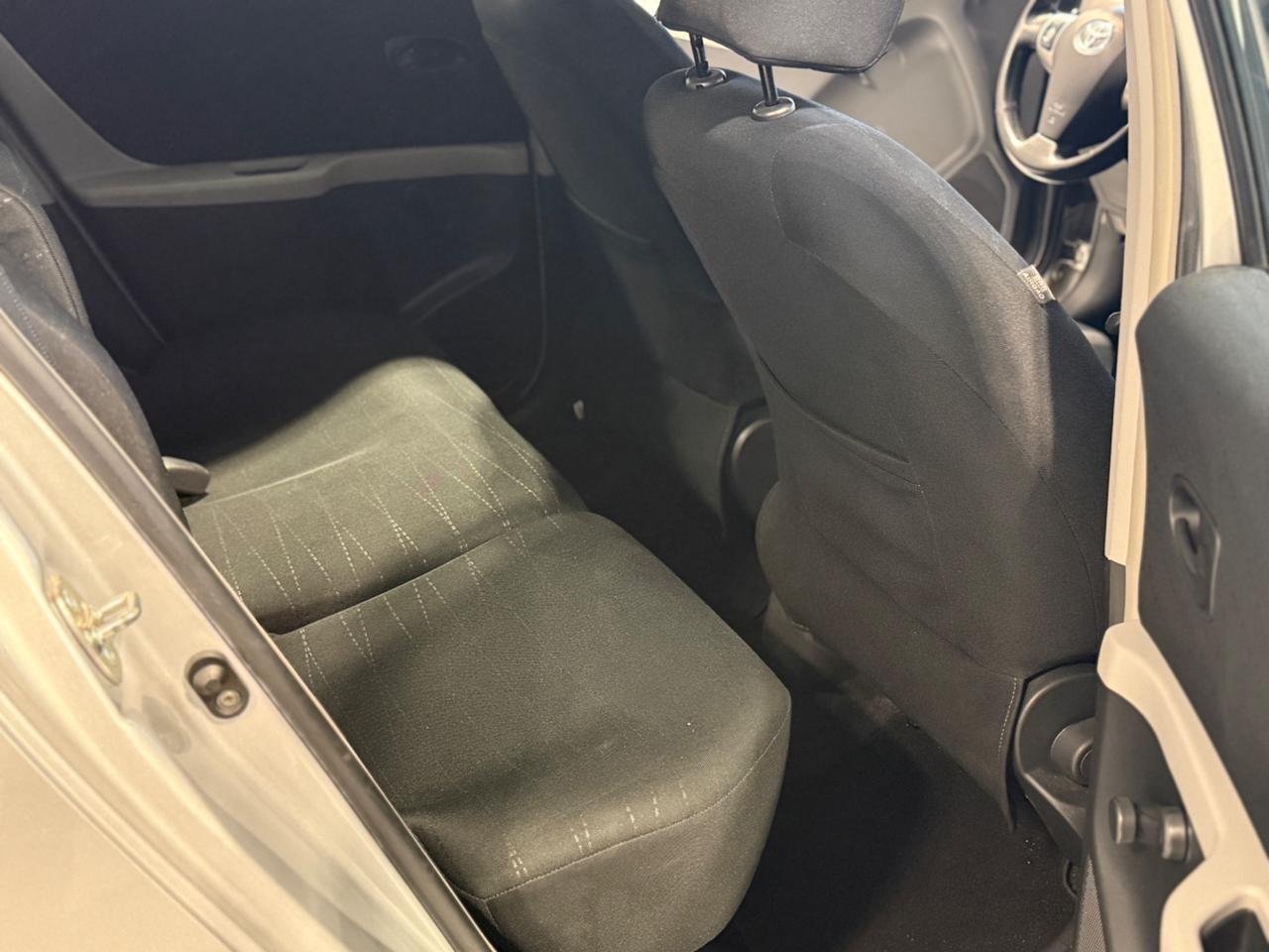 Toyota Yaris 1.0 5 porte Sol