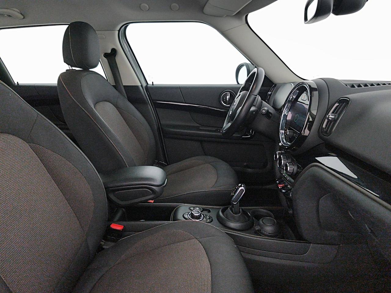 MINI Countryman One Essential