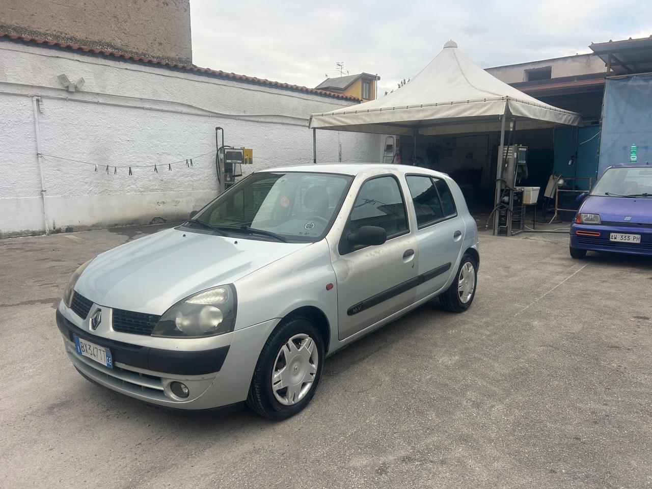 Renault Clio 1.2 16V cat 5 porte Privilège