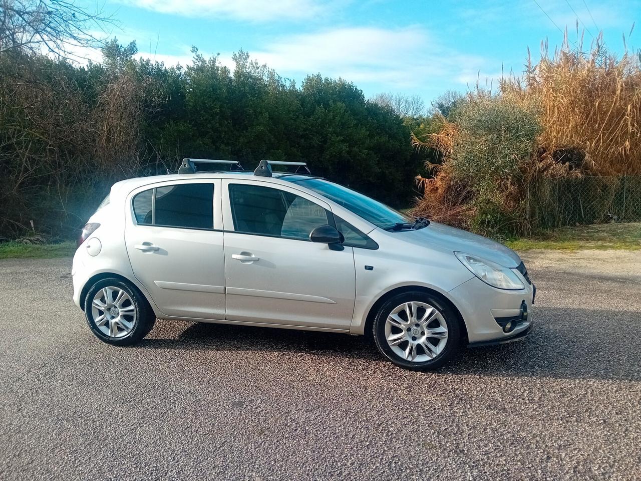 Opel Corsa 1.2 5 porte 2007