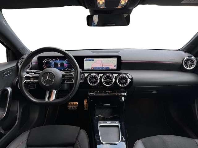 Mercedes-Benz A 180 A 180 d AMG Line Premium auto