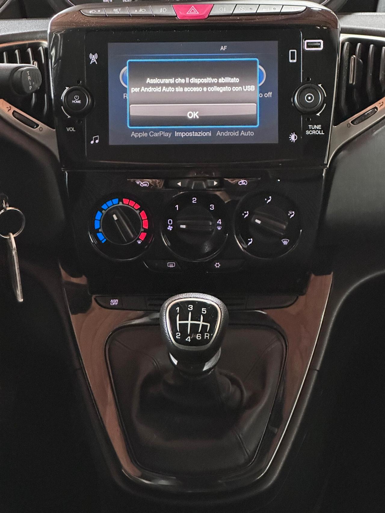 Lancia Ypsilon 1.0 FireFly 5 porte S&S Hybrid Ecochic Gold