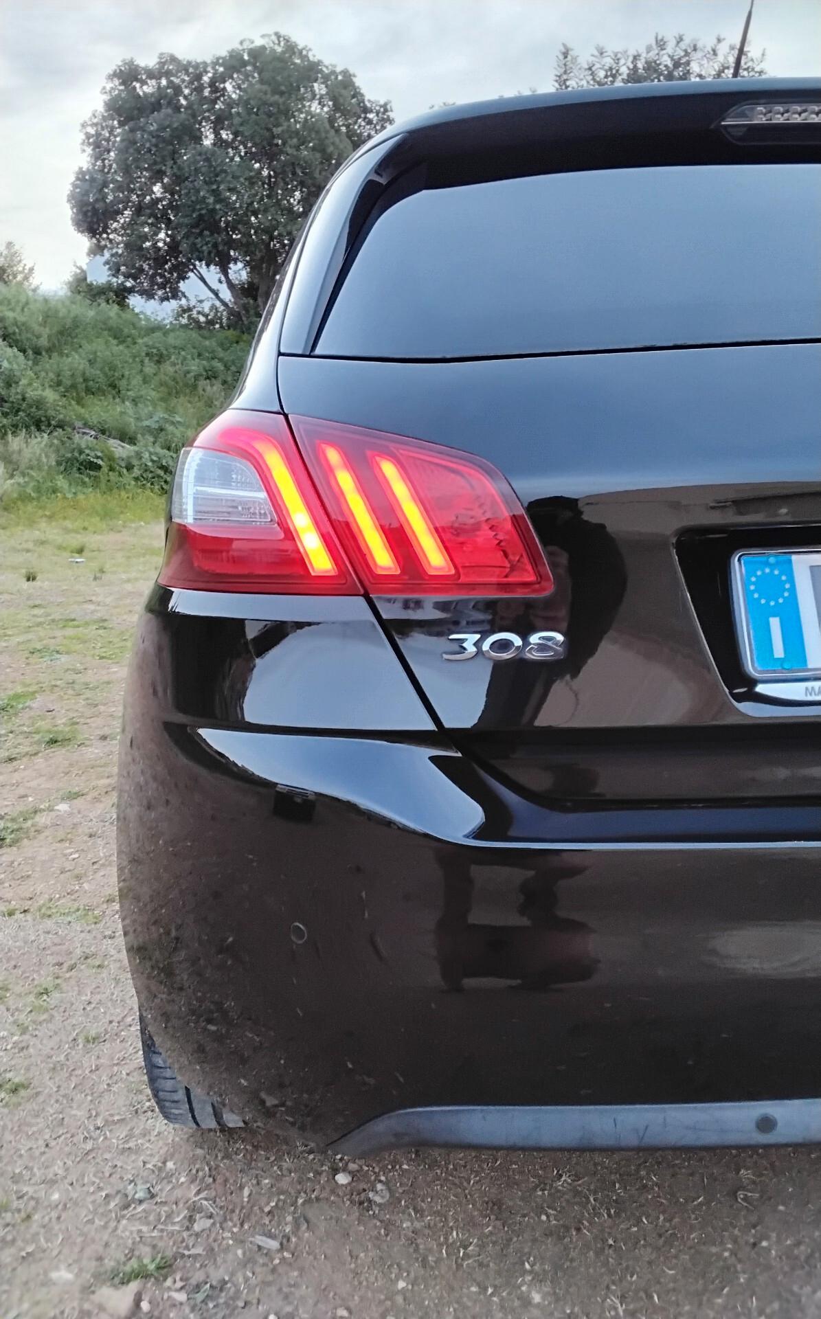 Peugeot 308 BlueHDi 120 S&S Allure