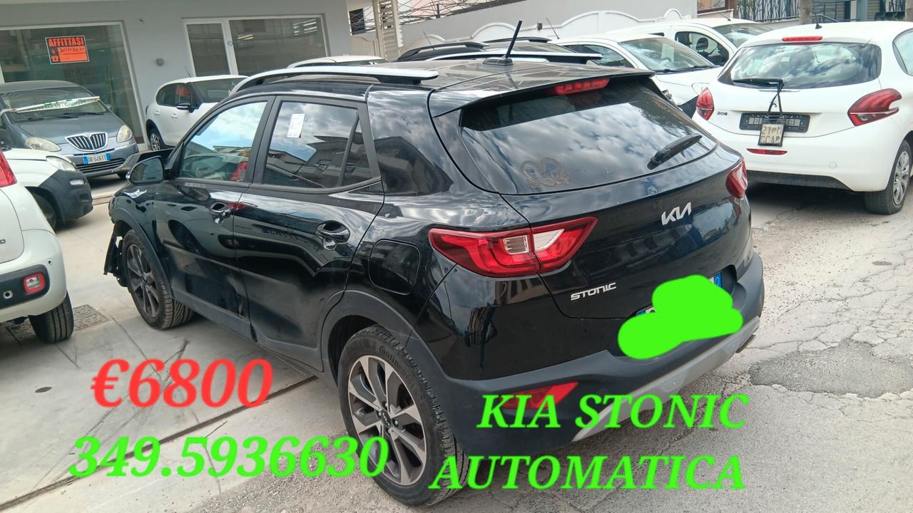 Kia Stonic GT Line incidentata sinistrata mondialcars 023