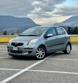 Toyota Yaris 1.0 5 porte Edizione SOL Neopatentati
