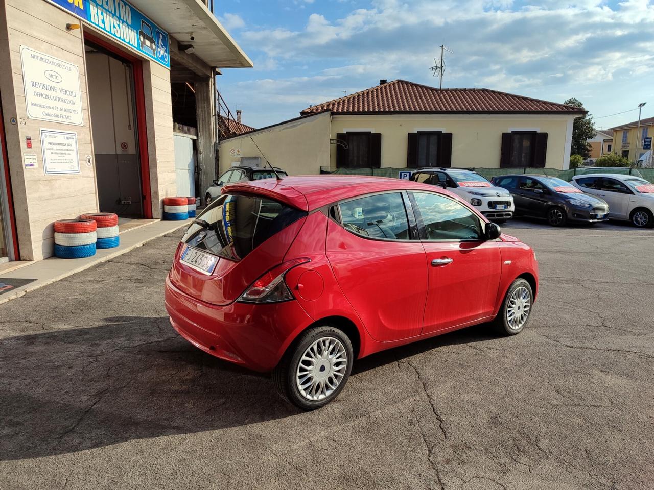 Ypsilon 1.3 MJT 16V OK NEO solo 130MILA KM