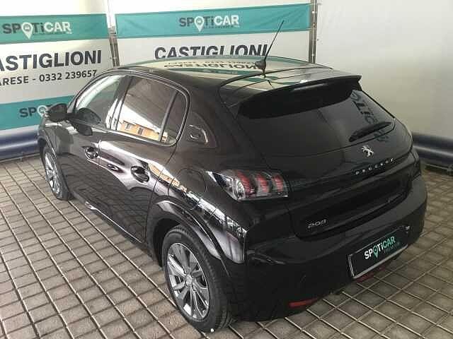 Peugeot 208 motore elettrico 136 CV - Usata