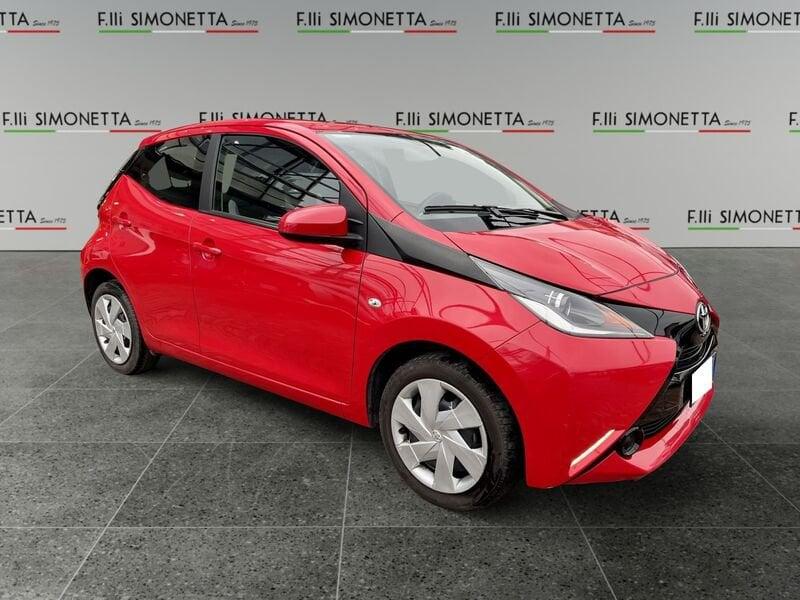 Toyota Aygo 5p 1.0 x-play my15