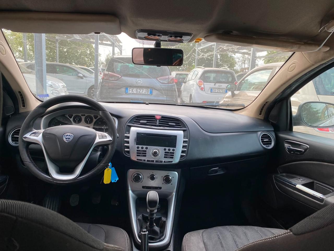 Lancia Delta 1.6 MJT DPF Gold (A61)