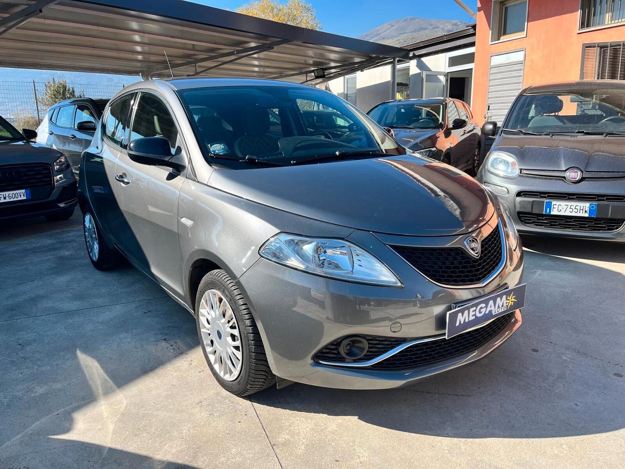 Lancia Ypsilon 1.3 MJT 16V 95 CV 5 porte S&S Gold