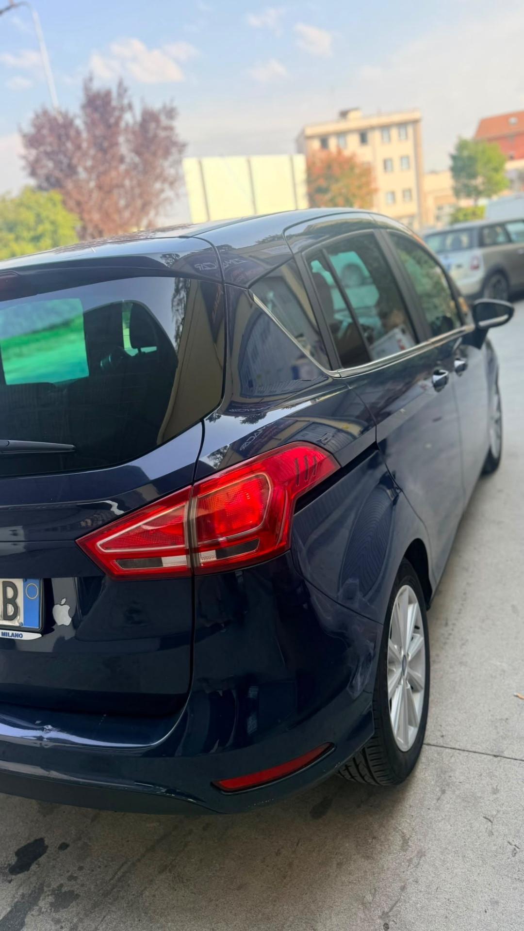 Ford B-Max 1.5 TDCi 75 CV Business Titanium