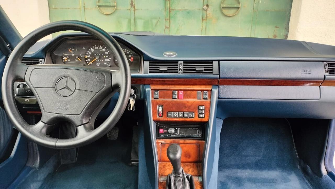 Mercedes-benz E-Series E 200 cat Cabriolet