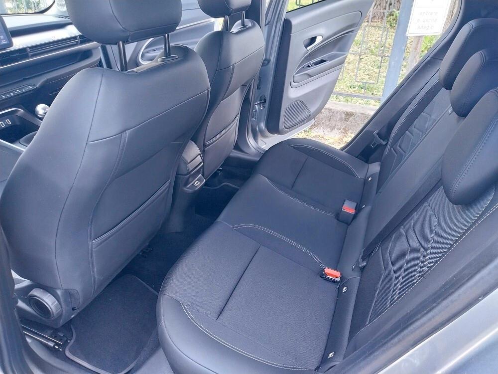 Jeep Avenger 1.2 Turbo 100 CV Summit