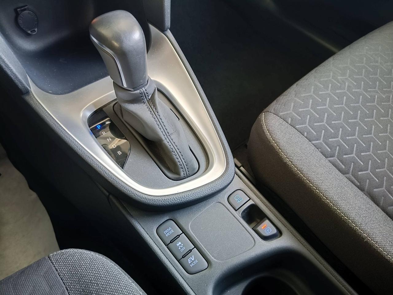 TOYOTA Yaris Cross - MY'21