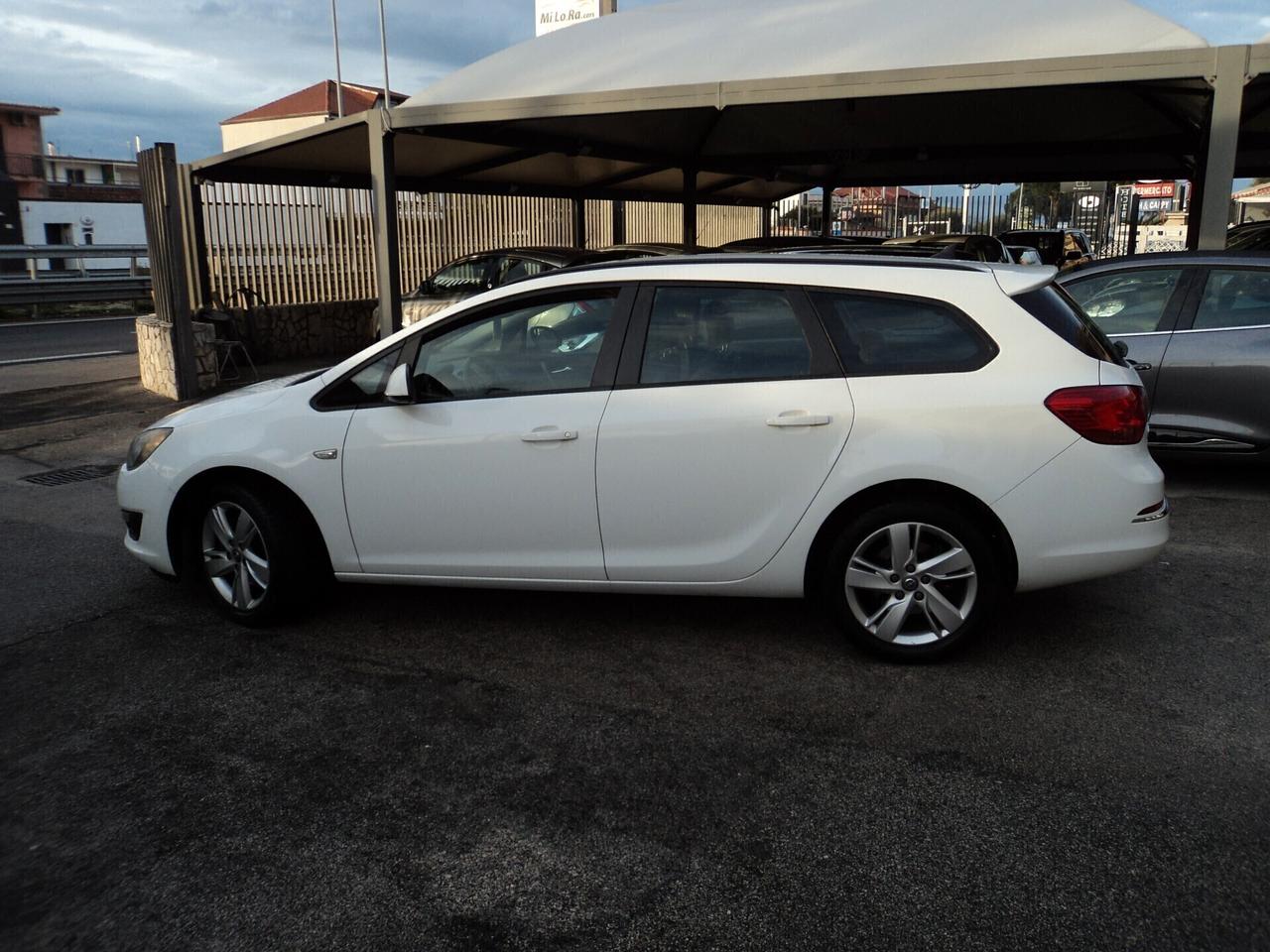 Opel Astra 1.6 CDTi