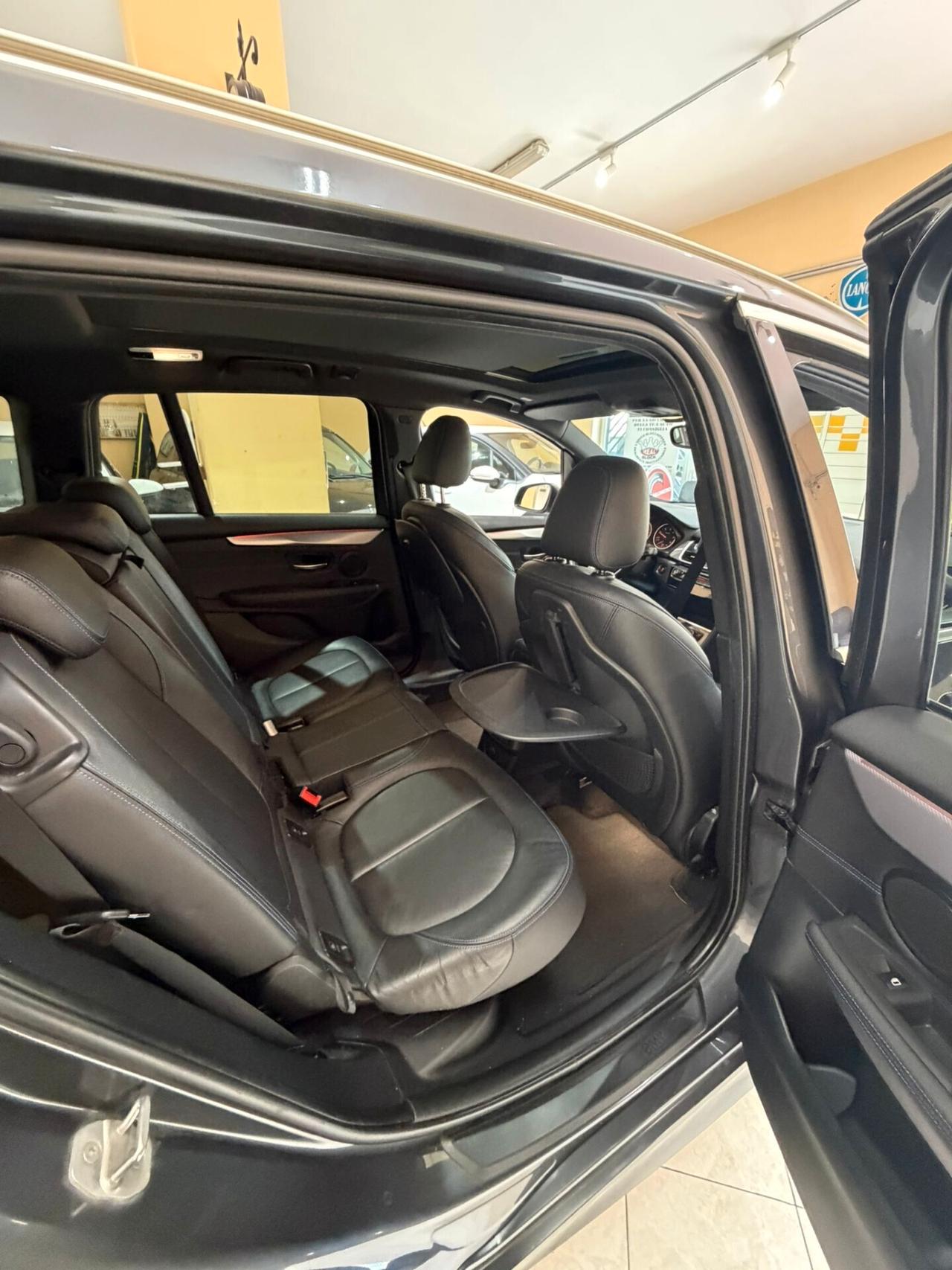 Bmw 2er Active Tourer 218d Msport
