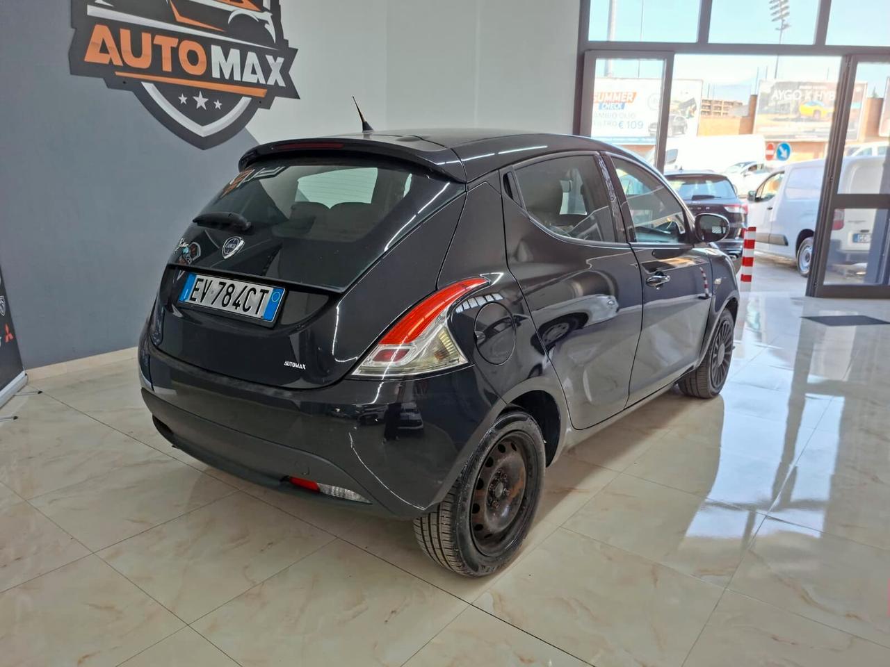 Lancia Ypsilon Elefantino 1.3 MJT 95cv 2014