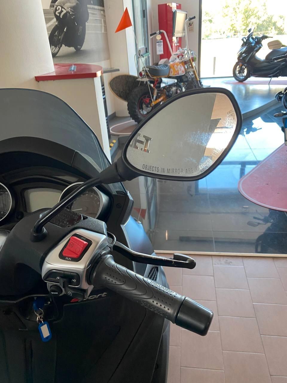 Piaggio MP3 300 sport mpe