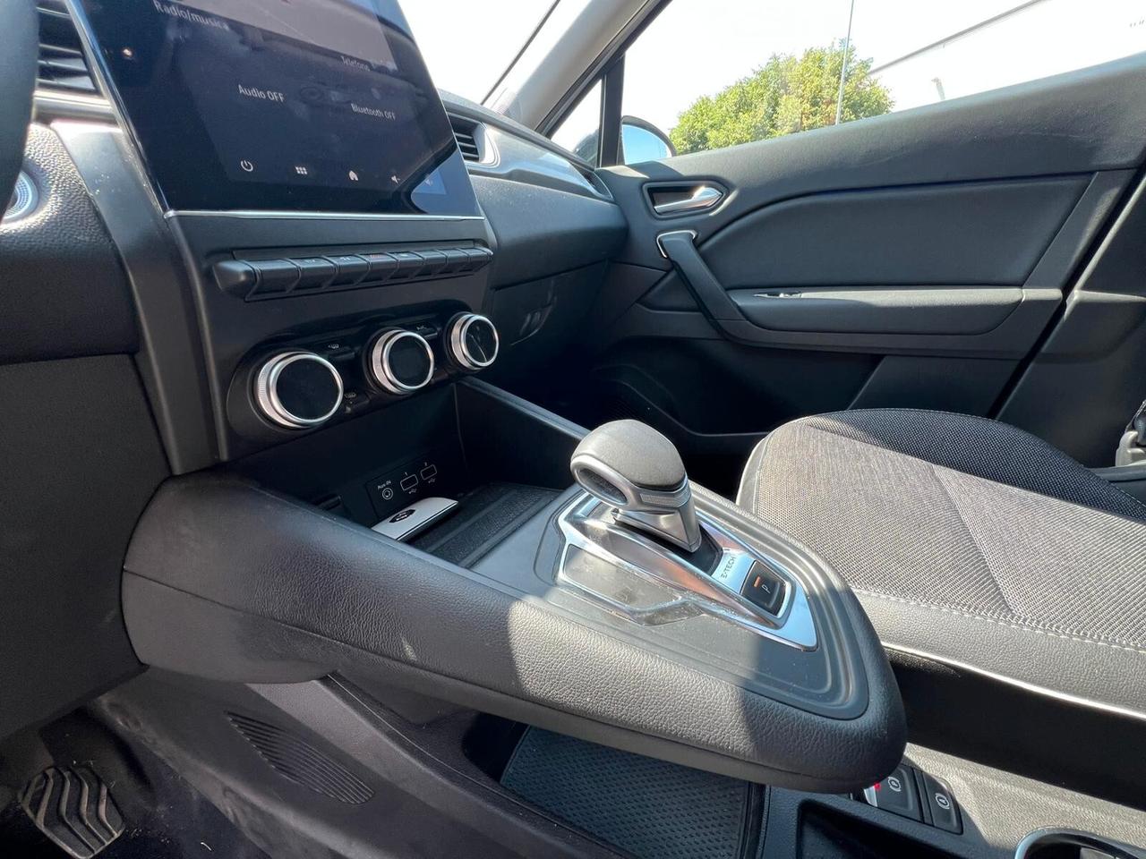 Renault Captur Plug-in Hybrid E-Tech 160 CV Intens