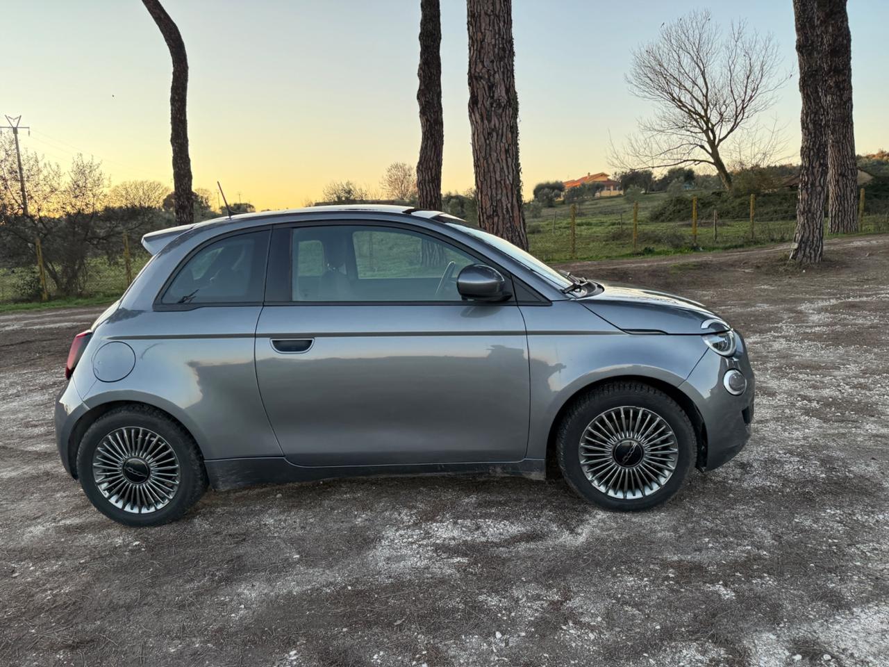 Fiat 500 500e 260km AUTONOMIA LED !!!