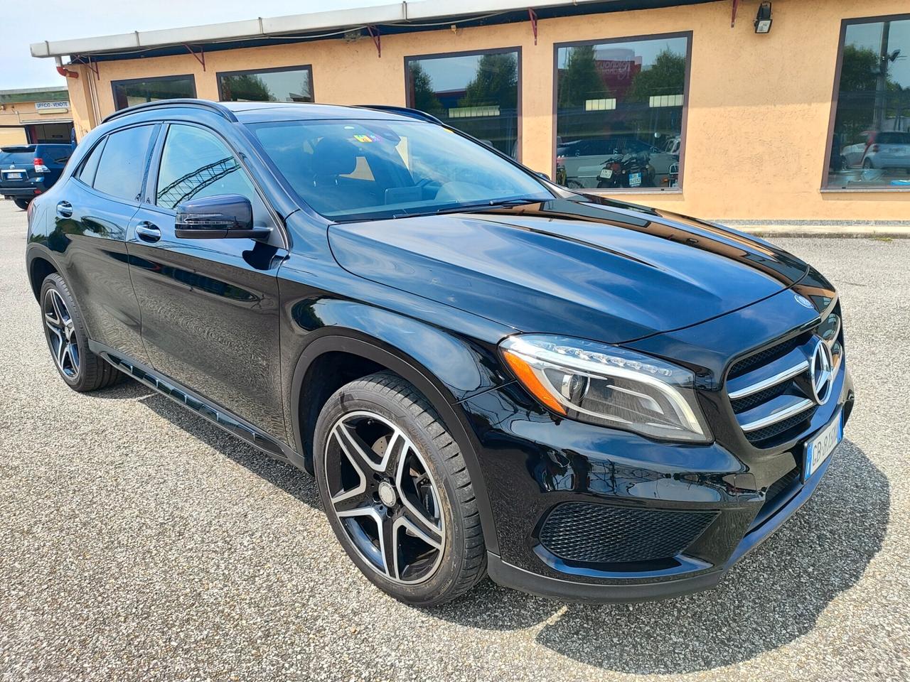 Mercedes-benz GLA 250 GLA 250 4Matic Premium - Pack AMG Pack Enduro