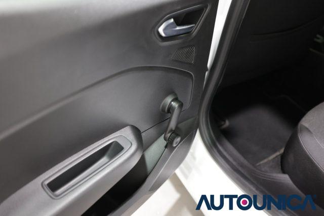 RENAULT Clio TCE 90 CV 5 PORTE BUSINESS NEOPATENTATI