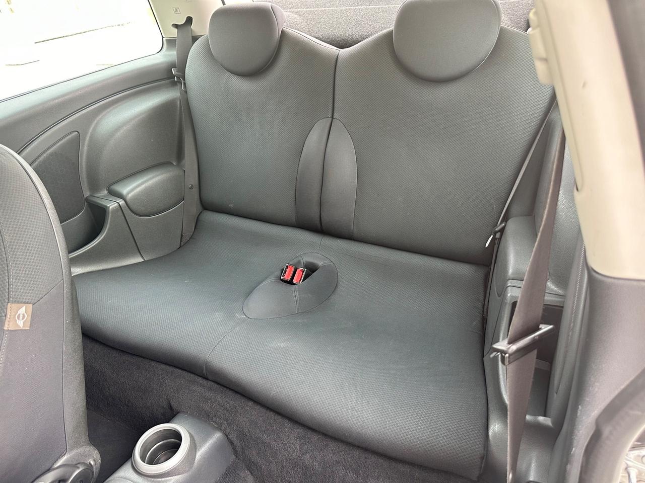 Mini 1.6 16V One de luxe Neopatentati