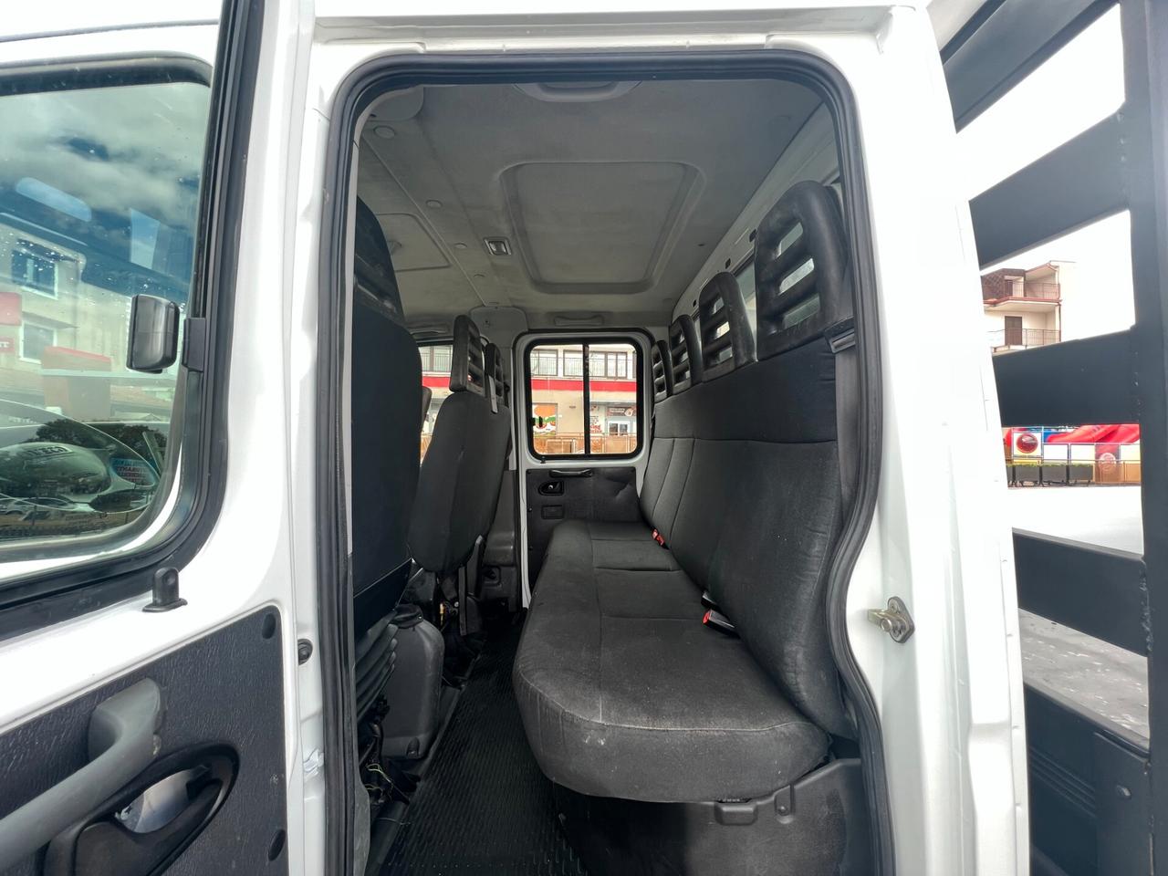 IVECO DAILY 35C18 DOPPIA CABINA 7 POSTI ANNO 2011