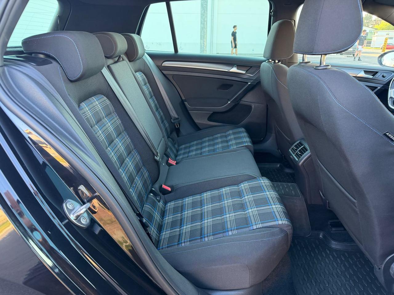 Volkswagen Golf 1.4 TSI GTE PHEV Executive #10313
