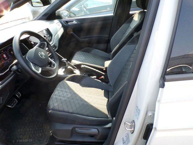 VOLKSWAGEN Taigo 1.0 TSI 115CV DSG R-Line Fari IQ Matrix, Tettino