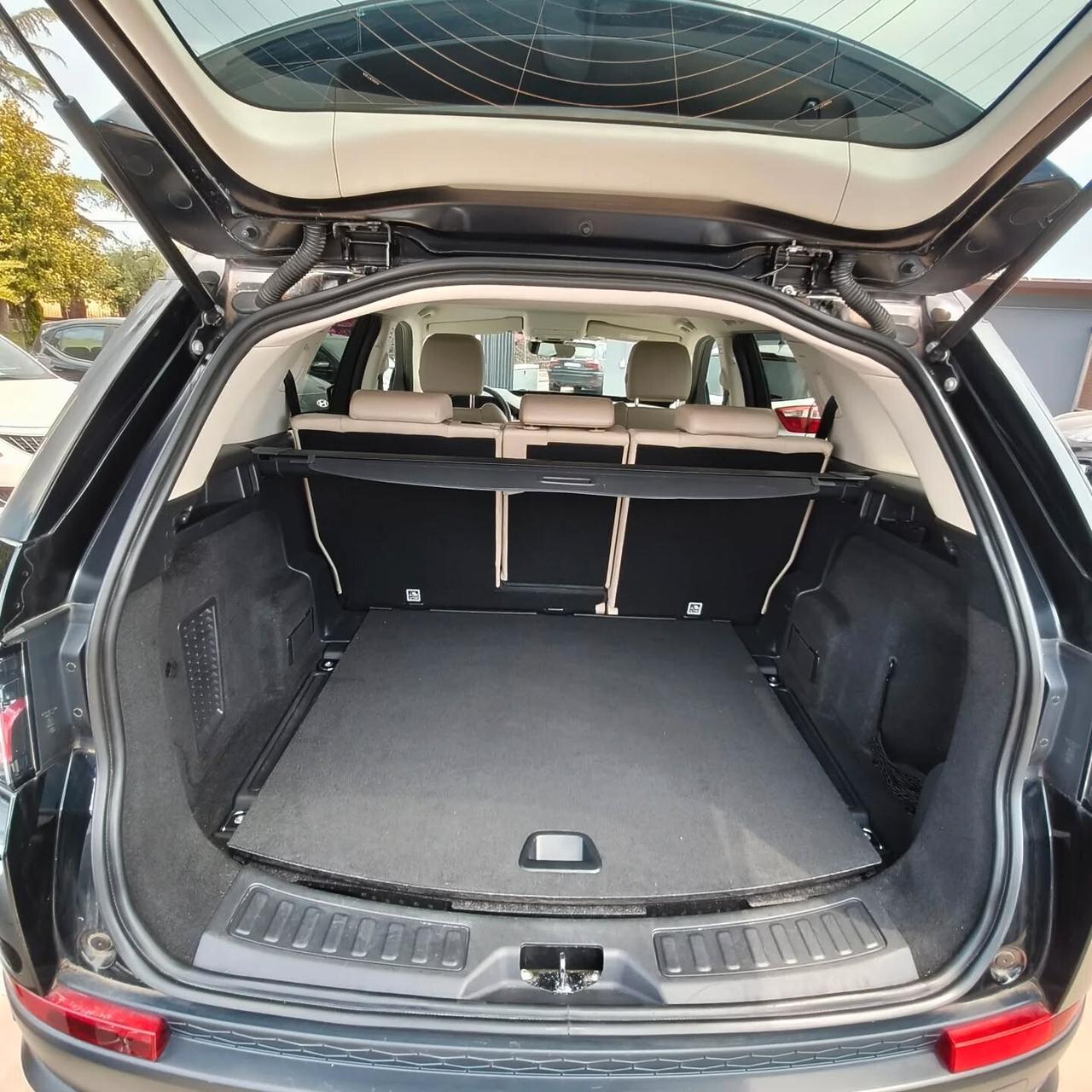 Land Rover Discovery Sport AUTOCARRO N1 2020