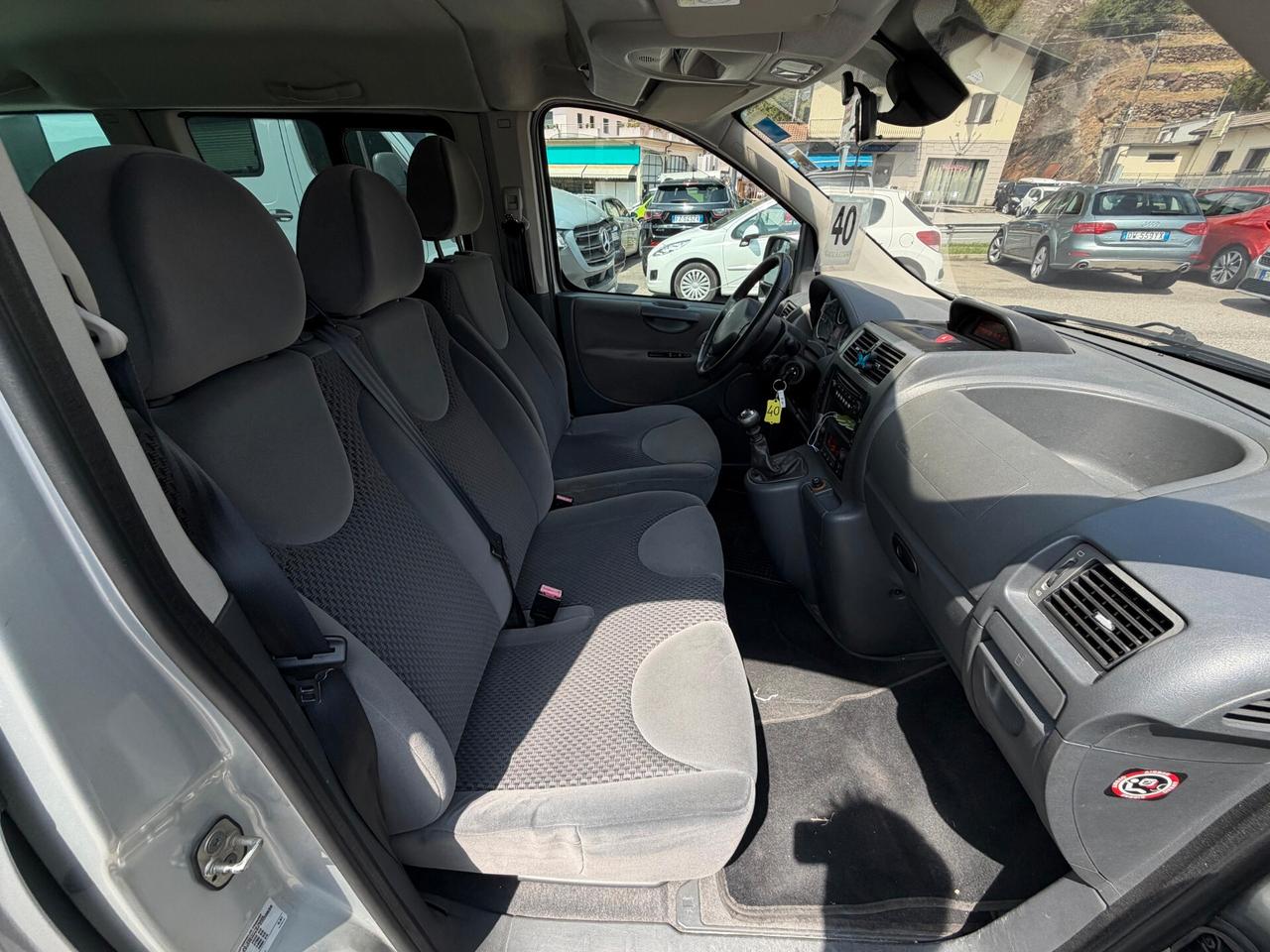 Peugeot Expert 9 posti 2.0cc 163Cv Doppio Treno di gomme
