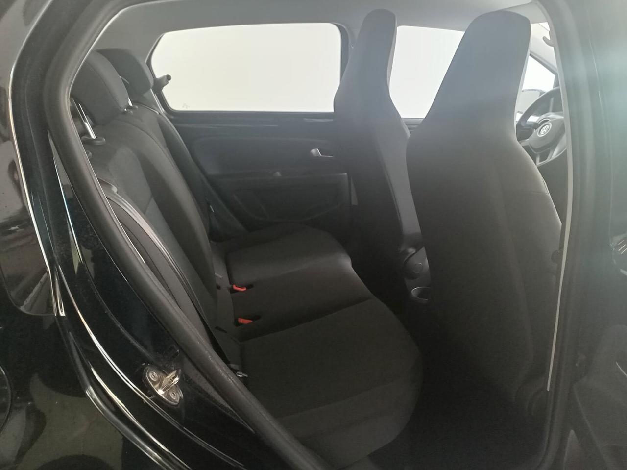 Volkswagen up! 1.0 5p. move