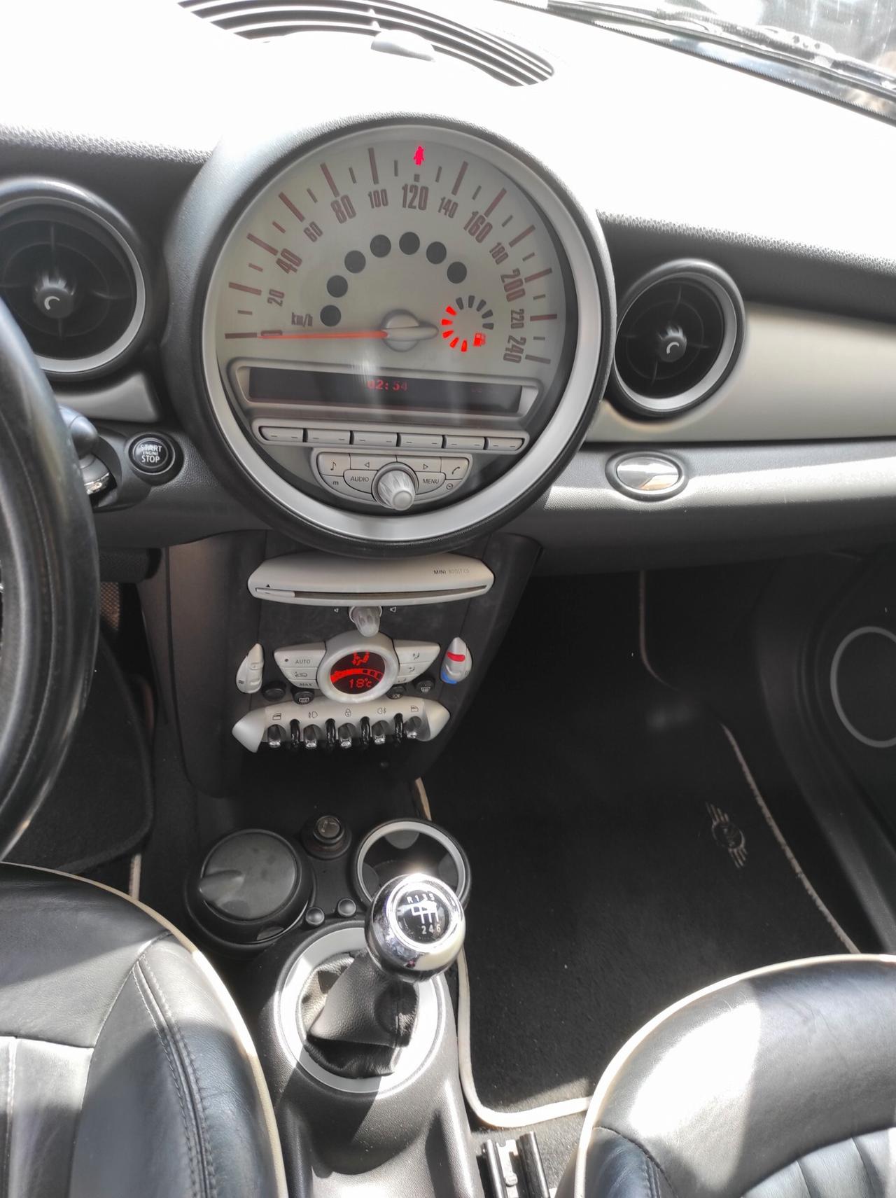 Mini 2007 1.6 D 110cv Pelle tetto b-colore