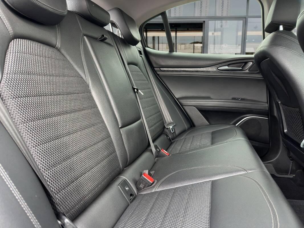 Alfa Romeo Stelvio 2.2 t Executive Q4 210cv con Telecamera e CarPlay