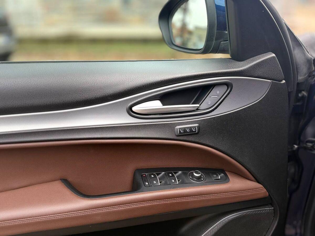 Alfa Romeo Stelvio 2.2 t Super Q4 210cv auto