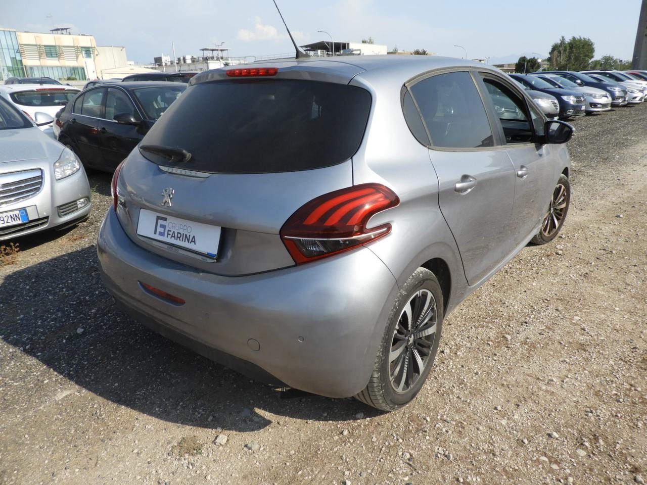 PEUGEOT 208 I 2015 - 208 5p 1.2 puretech Active s&s 82cv neopatentat