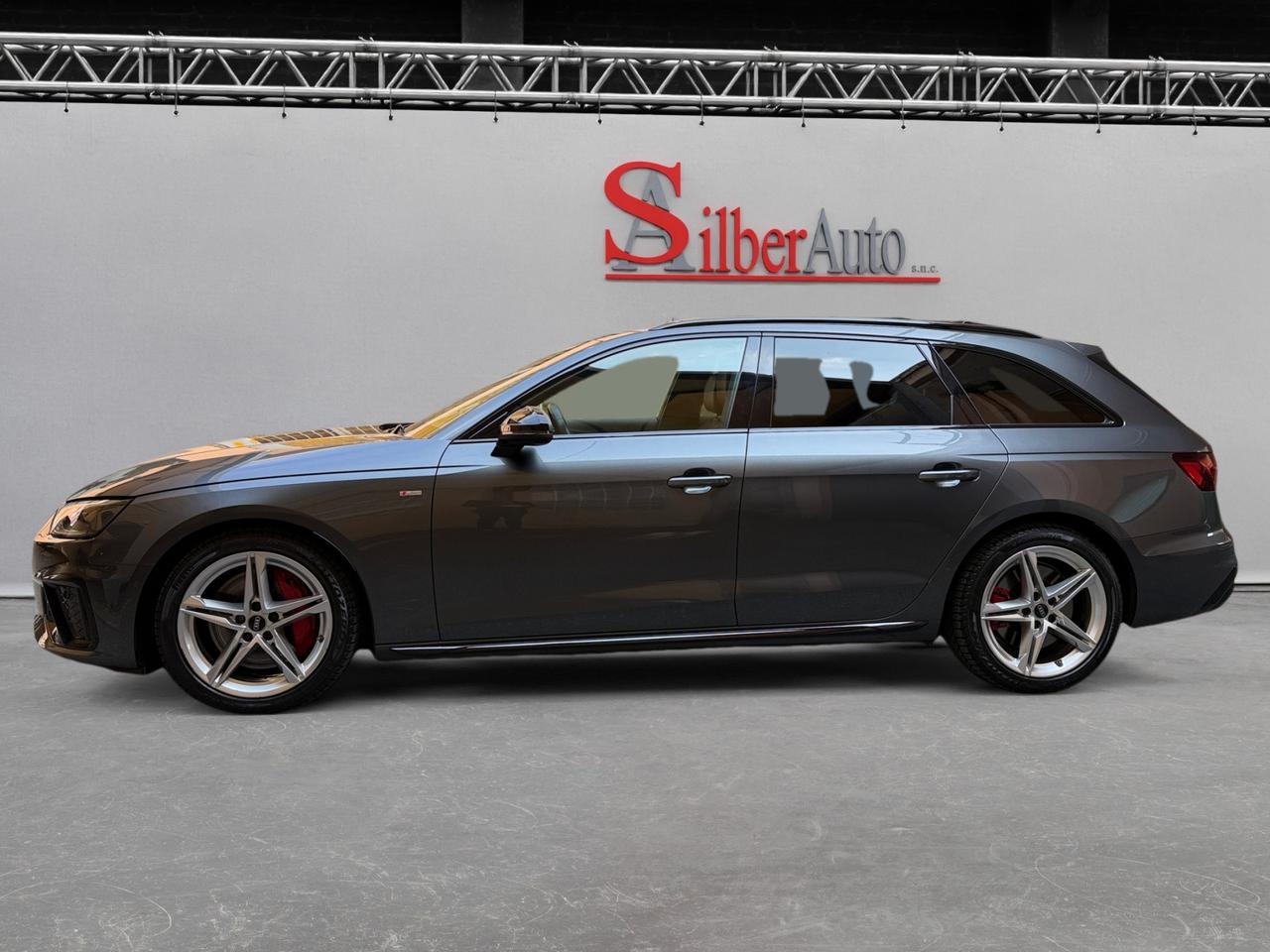 Audi A4 Avant 40 2.0 tdi mhev S line edition quattro 204cv s-tronic FARI MATRIX