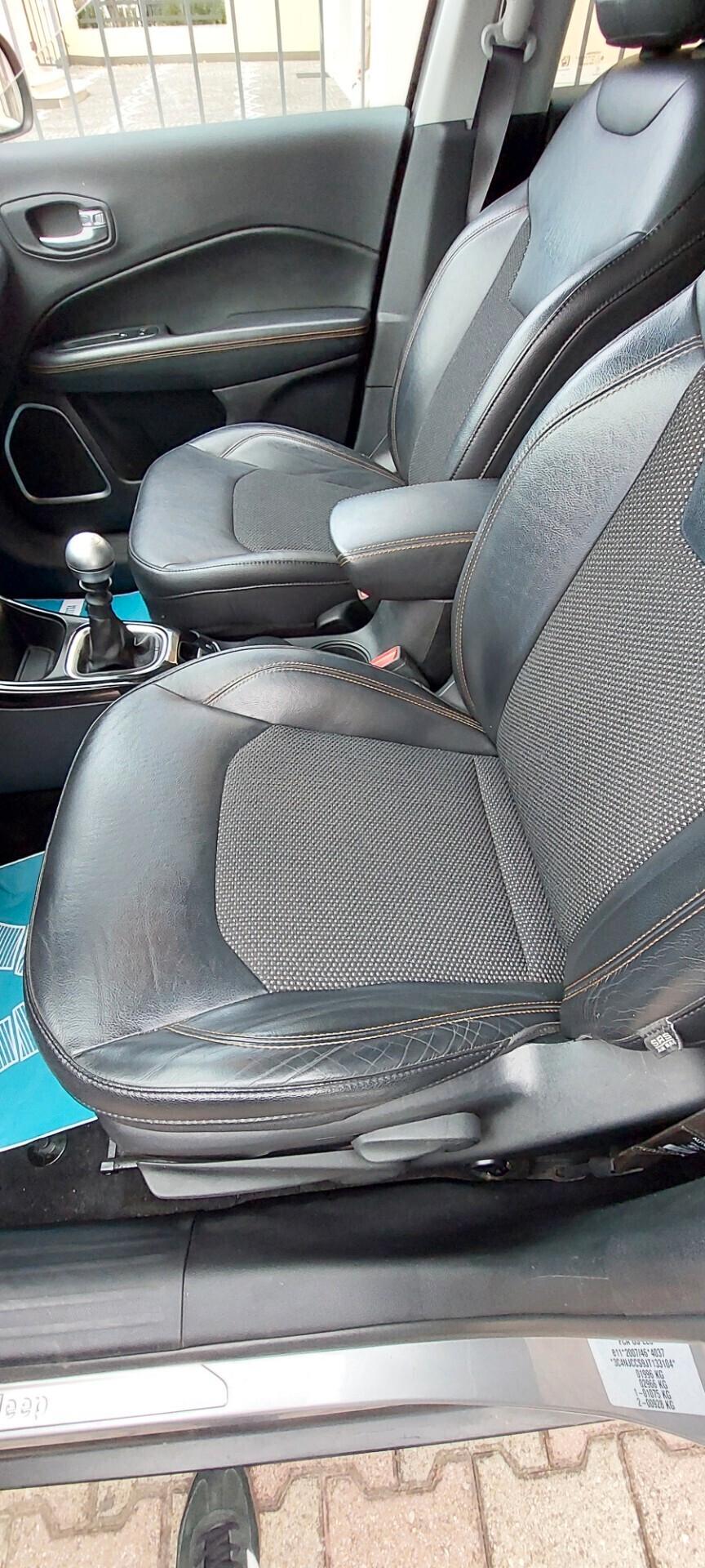 JEEP COMPASS 2WD 1,6 DIESEL 120 CV LIMITED PELLE NAVI TELEFONO LEGA STRAFULL IMPECCABILE