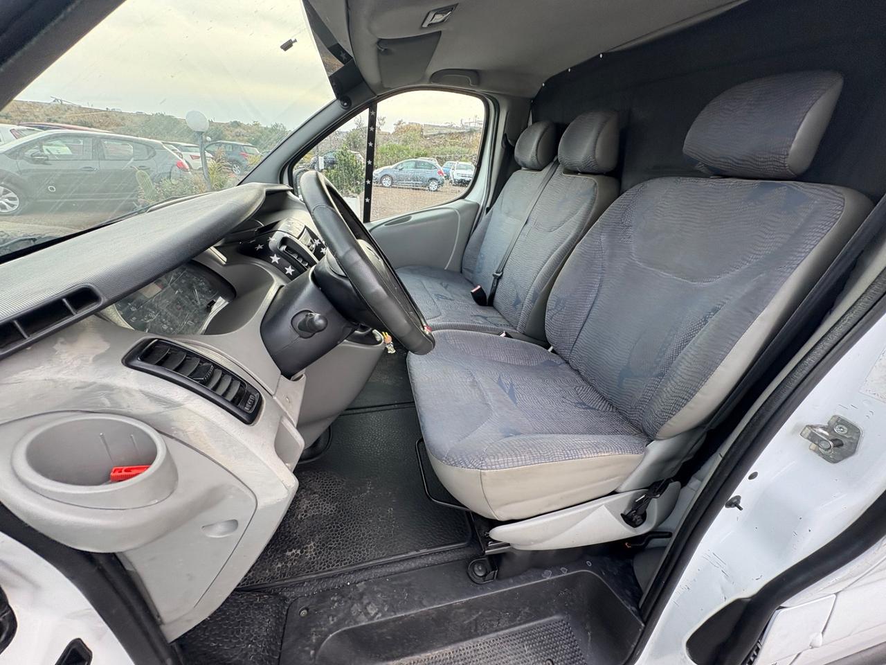 Renault Trafic 2.0 dci 130 cv PC-TN Furgone Generique
