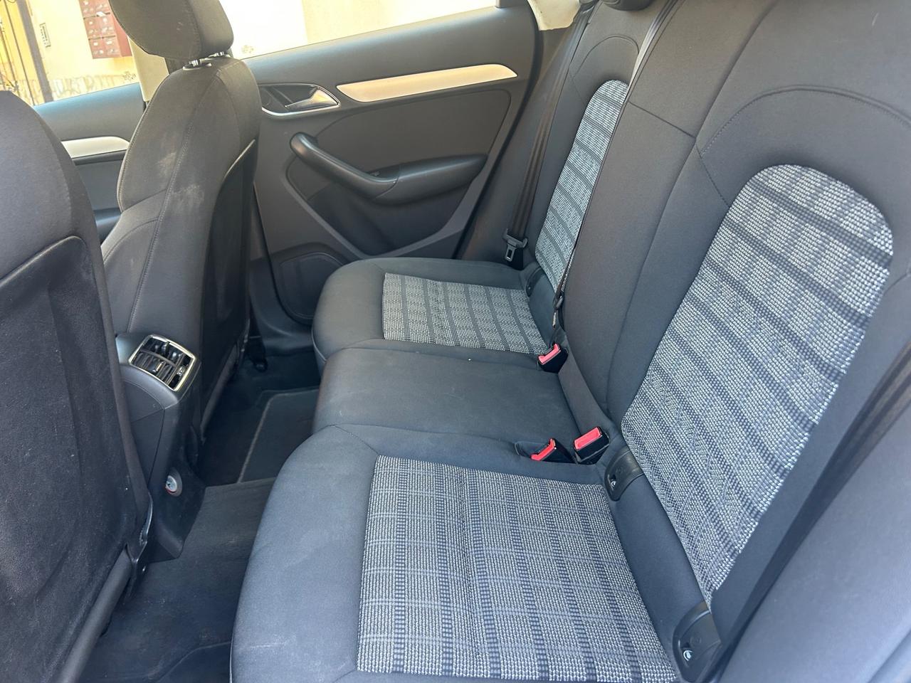 Audi Q3 2.0 TDI 150 CV quattro Sport