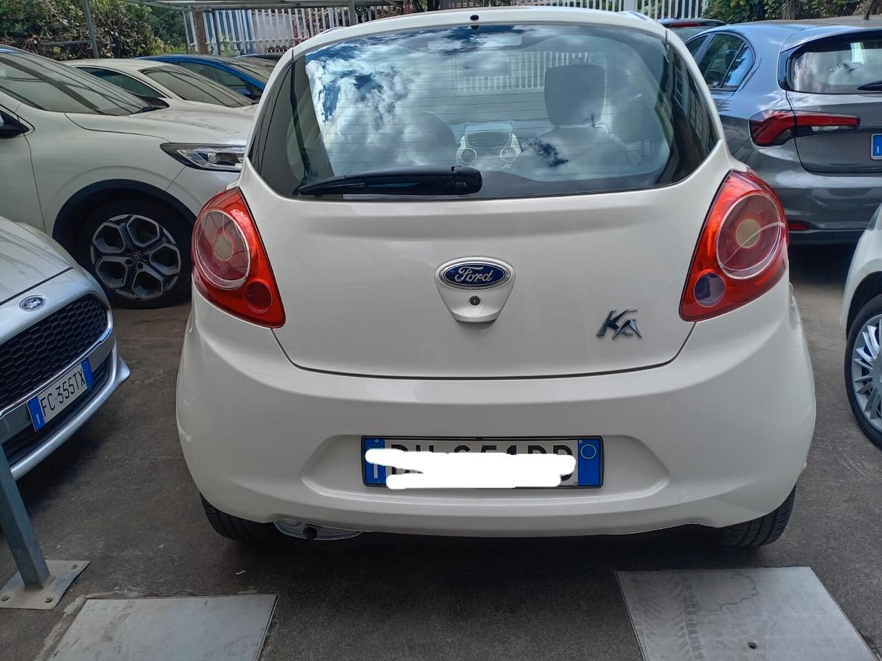 Ford Ka 1.2 8V 69CV Titanium
