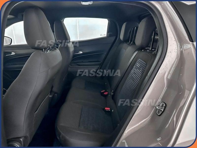 Alfa Romeo Junior Junior 156 CV BEV